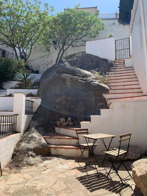 Photo of Others in Comares