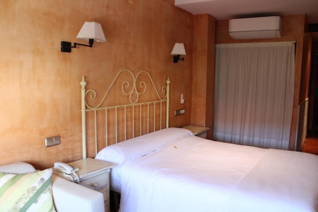 Photo of Bedroom in Garganta la Olla