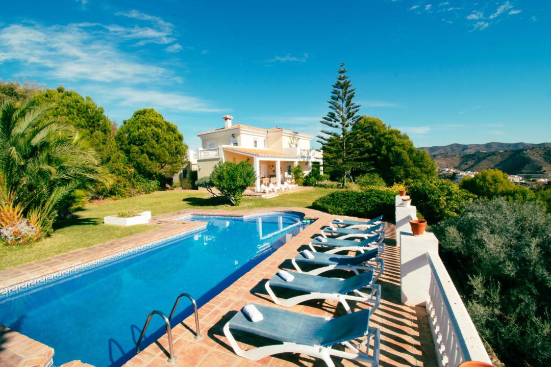Photo of Outdoor in Benagalbon
