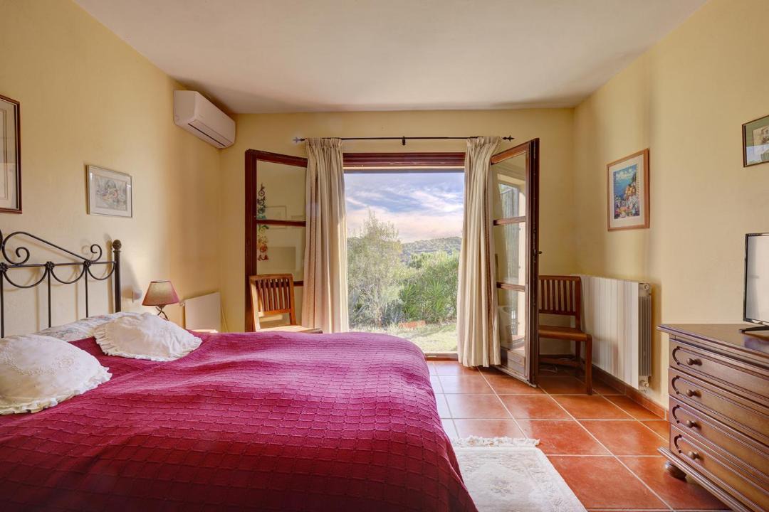 Photo of Bedroom in Casares