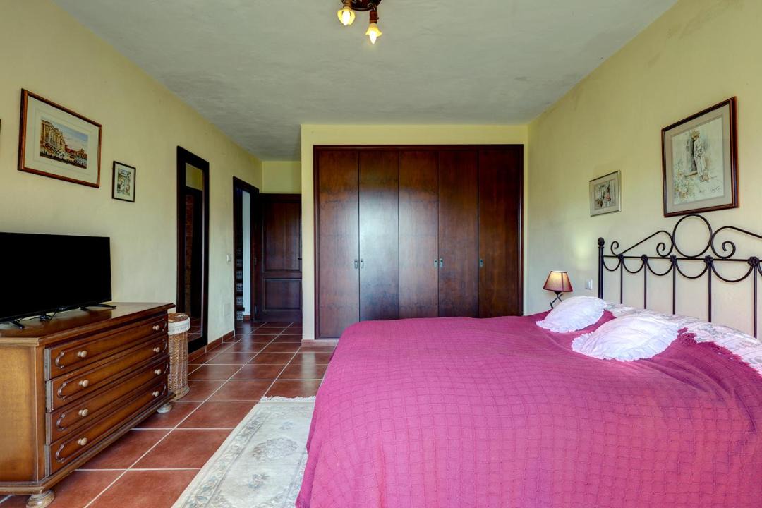 Photo of Bedroom in Casares