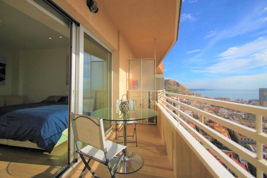 Photo of Patio Balcony in Ensanche Diputacion