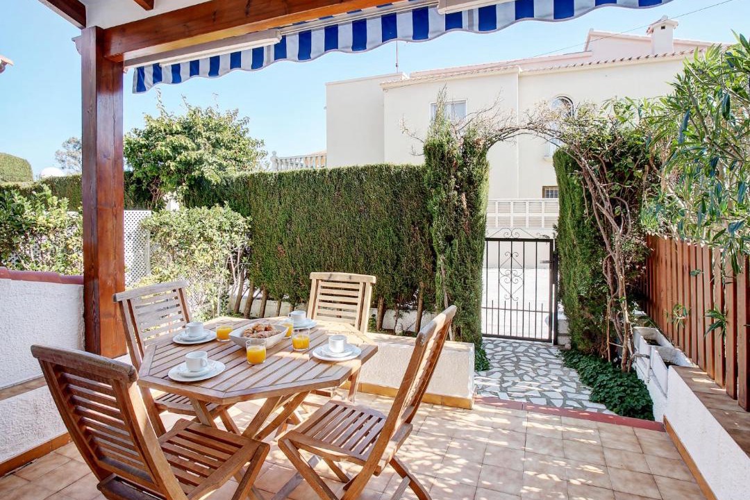 Photo of Patio Balcony in Almadrava Beach