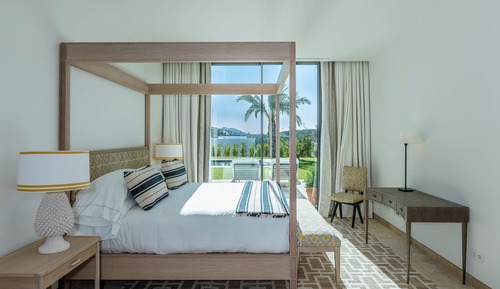 Luxury Villa, 5 Bedrooms