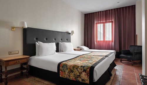 Double Room (with Parking)