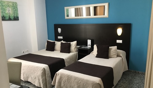 Triple Room