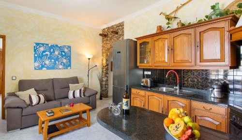Studio Apartment with Sea View