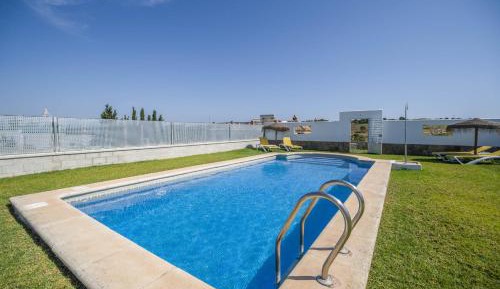 Three-Bedroom Apartment with Water View