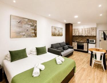 One-Bedroom Apartment