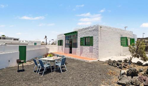 Two-Bedroom Deluxe Apartment with Ocean View