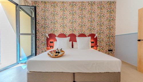 Junior Suite with Balcony
