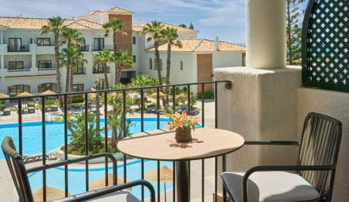 Double Room with Pool View