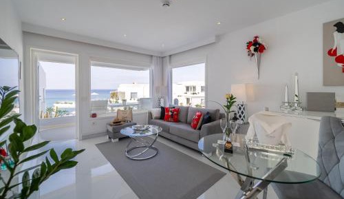 1 Bedroom Standard Suite Sea View