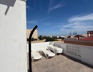 Studio with Balcony