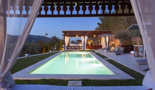 Four-Bedroom Villa