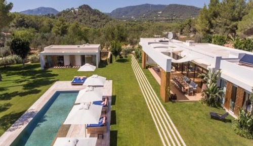 Five-Bedroom Villa