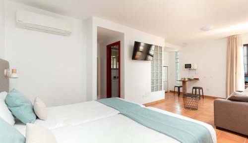 Studio Apartment with Balcony