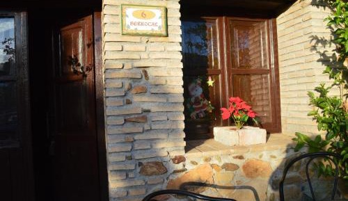 Two-Bedroom Cottage (6 Adults)