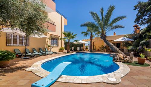 Villa with Private Pool