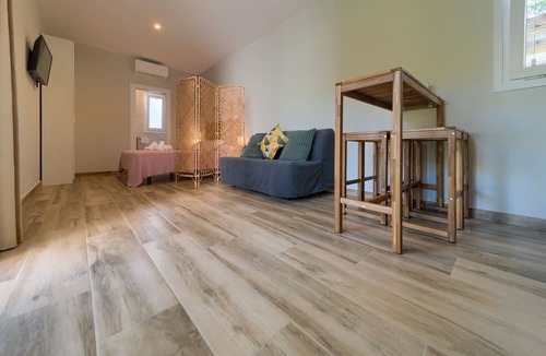 Chiclana de la Frontera Resort | Property In A Holiday Village 'Villa Pinar Del Novo' with Private Pool, Wi-Fi and Air Conditioning
