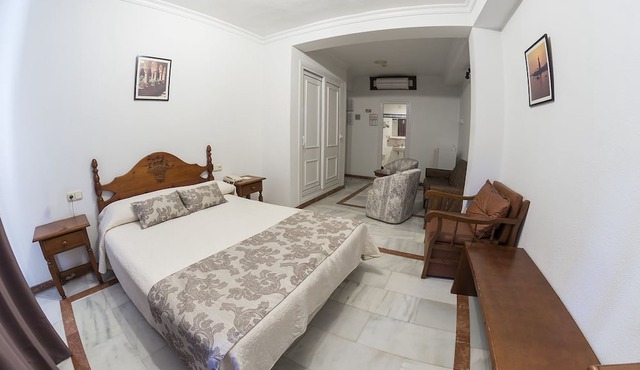 Hotel La Pinta