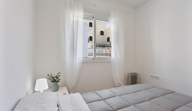Apartment 'Playa Centro' with Private Terrace, Balcony and Wi-Fi